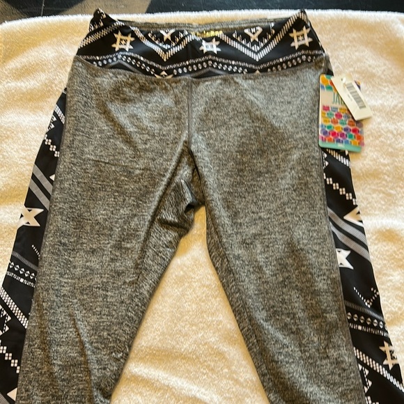 LuLaRoe Pants - LuLaRoe Capri